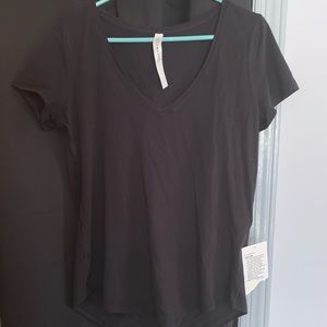 lululemon love t-shirt